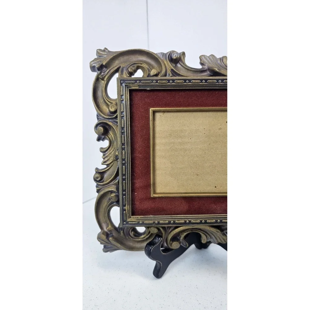 VTG Syroco Style Ornate Picture Frame Burgundy Gold Hollywood Regency 5 x 3.25